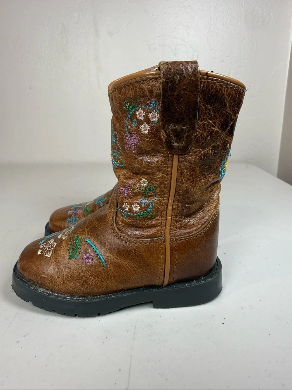 Shyanne toddler floral western boots size 5